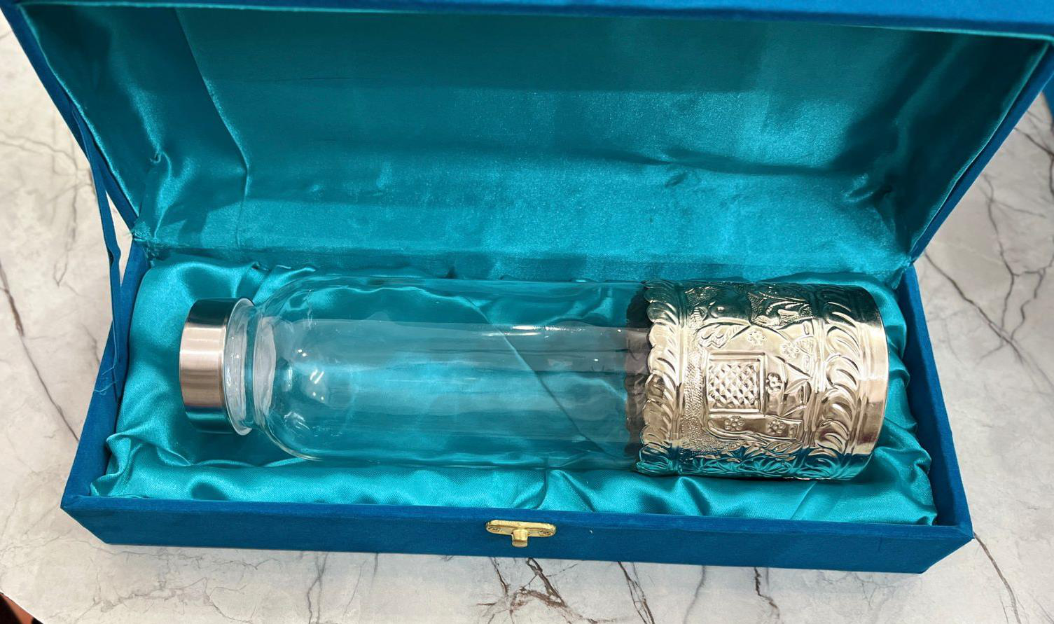 Silver Glass Bottle set (Capacity: 1 litre)